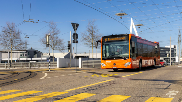 Lignes de contact ferroviaires en gare de Berne